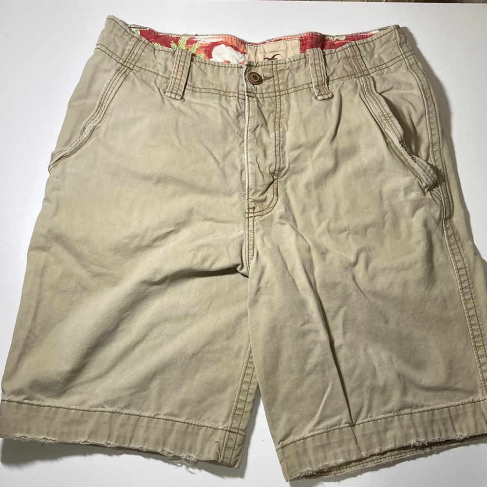 Hollister Men’s 31 Button Fly Flat Front Tan Khaki Shorts Distressed Y2K Chinos